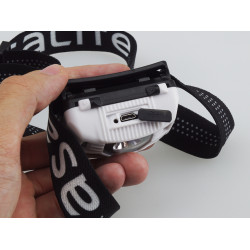 Asalite cu acumlator 3W Lanterna LED frontal? cu senzor (Alb)